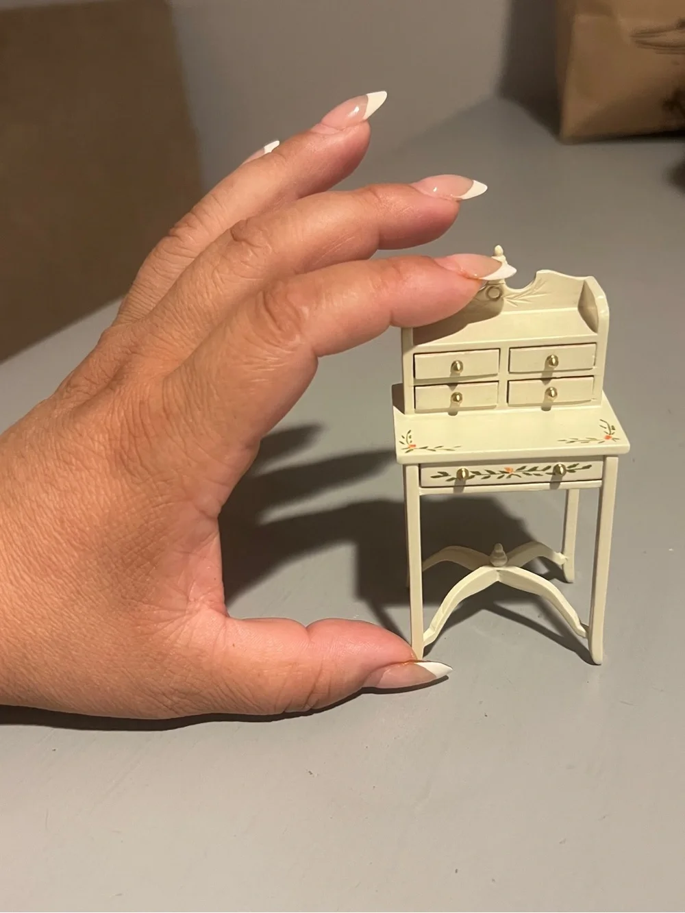 N/A vintage miniature